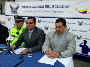 accion polician azuay