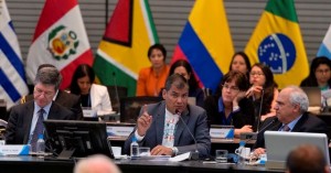 ACT CONFERFENCIA INTERNACIONAL DE DESARROLLO SOSTENIBLE. EN LA SEDE DE LA UNASUR CON  LA PRESENCIA DEL PRESIDENTE RAFAEL CORREA DANIEL MOLINEROS / EL TELEGRAFO