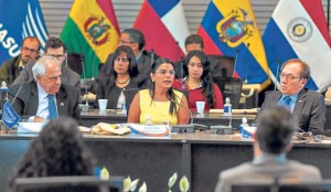 07-08-15-ACT-SEMINARIO_UNASUR_