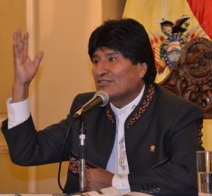 05-10-15-mundo plan contra evo