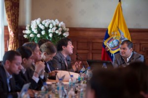 07-10-15-Gabinete-Presidente-Correa