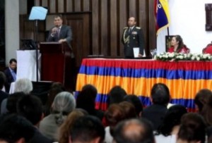 08-12-2015-Correa-Loja-Sesion_